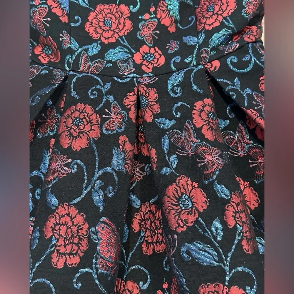 Pippa and Julie Girls 12 Black and Red Floral Brocade Dress